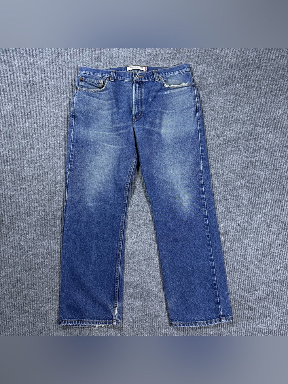 Vintage Levis 505 Regular Fit Denim Jeans Mens W36 L30 Blue Medium Wash